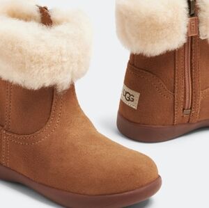 Ugg Australia Jorie II Kids Girl Leather Sheepskin Boots shoes sz 8 Toddler